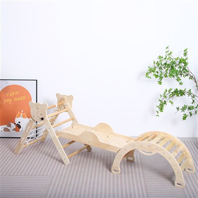 סט טיפוס משולש מעץ